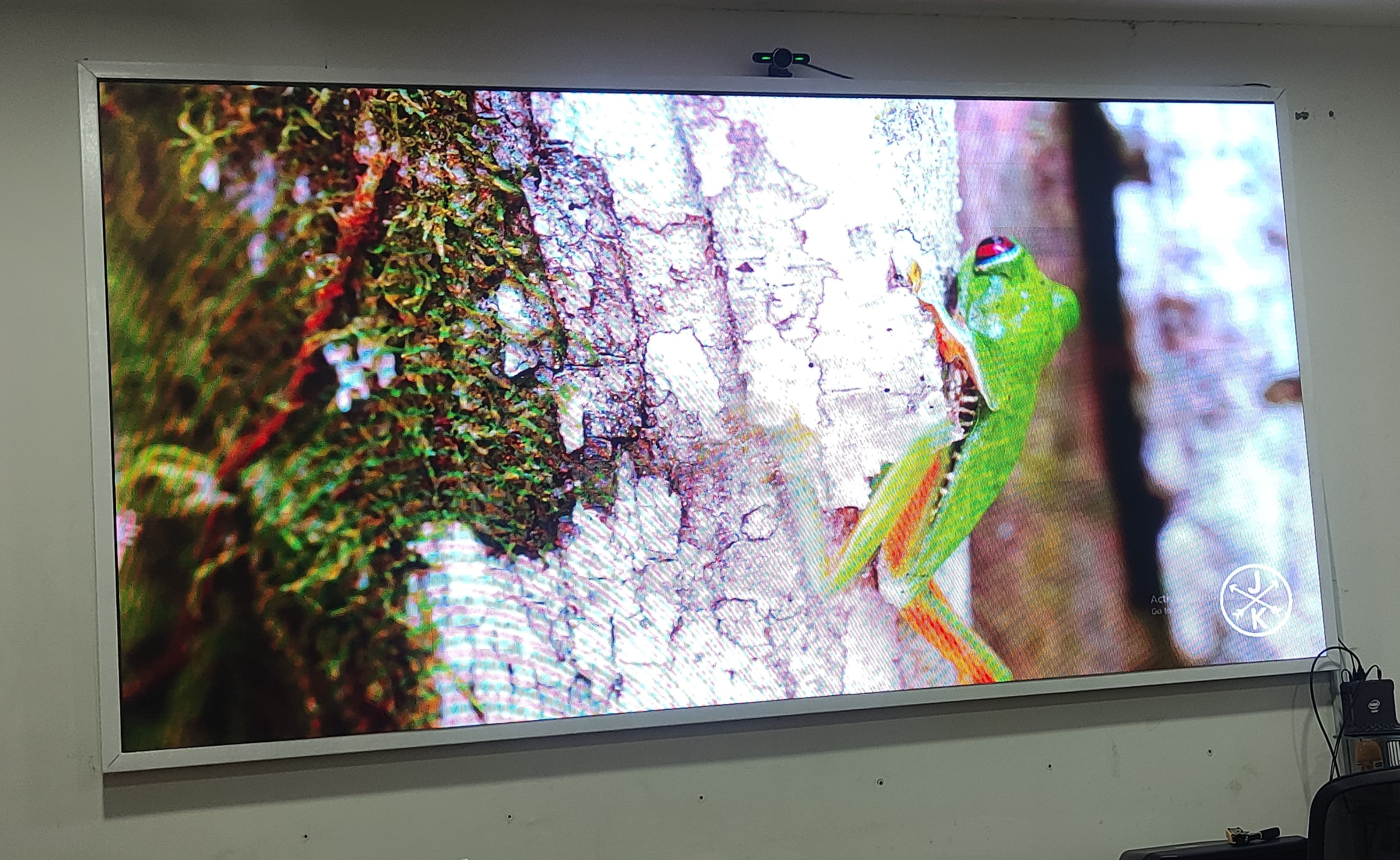 FIX INSTALASI VIDEOTRON INDOOR | MODUL P2.5 1920Hz | UK 3m x 1.5m | PEMASANGAN DI GEDUNG PENA 98 JAKARTA