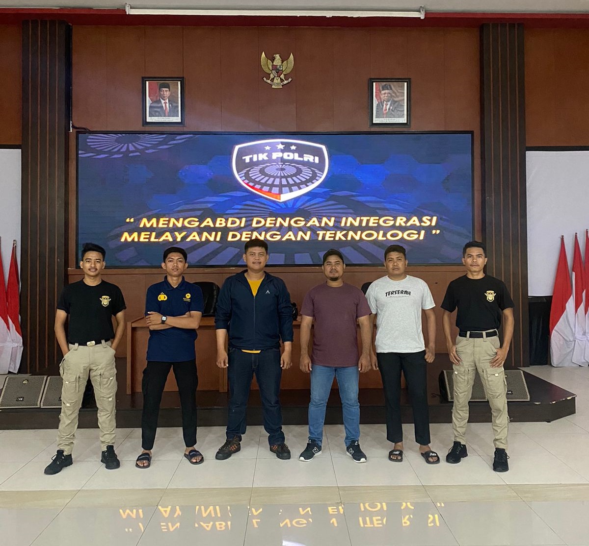 FIX INSTALASI VIDEOTRON INDOOR | MODUL P2.5 1920Hz | UK 2m x 6m | PEMASANGAN DI POLDA MALUKU UTARA